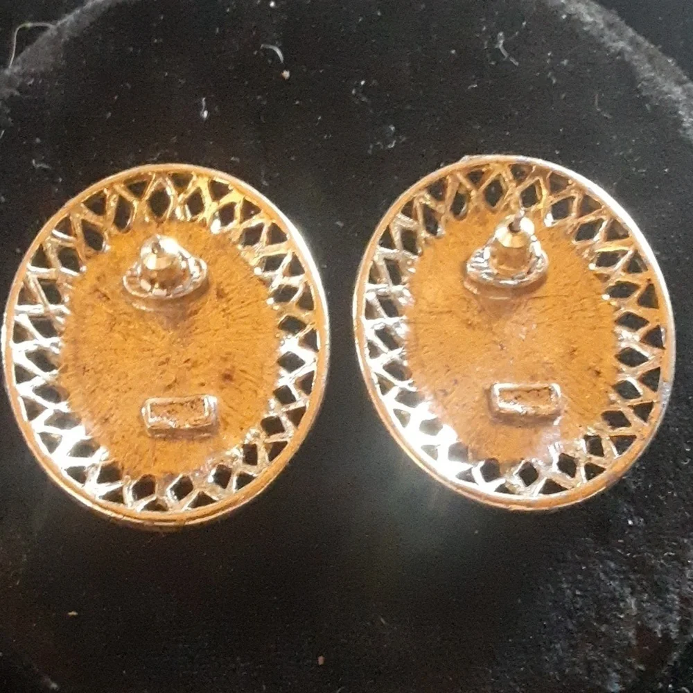 Gold Tone and Pink Oval Stud Earrings with Intricate Design